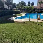 Appartement Spacious With Facilities Just A Few Metres From The *