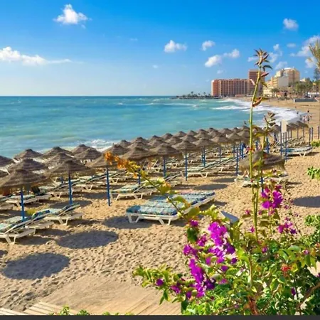Spacious With Facilities Just A Few Metres From The Apartment *