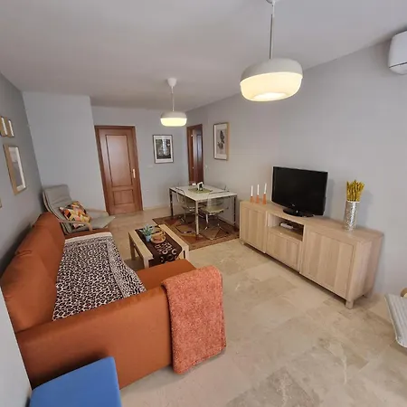 Spacious With Facilities Just A Few Metres From The * Benalmadena